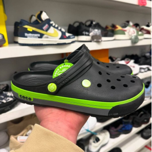 كروكس رجالي COCO06 اسود في اخضر